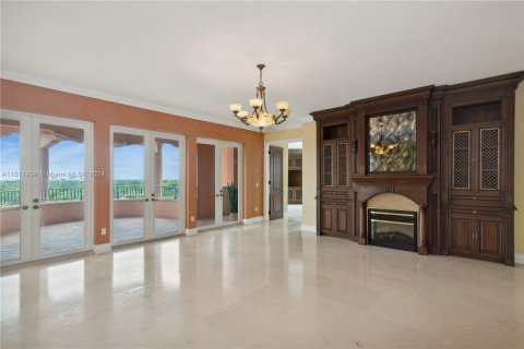 Copropriété à vendre à Coral Gables, Floride: 3 chambres, 366.87 m2 № 1234241 - photo 12