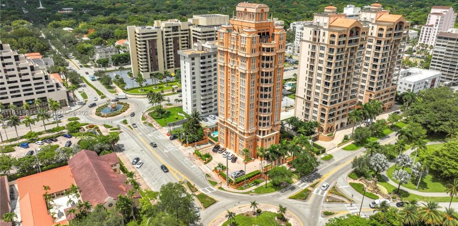 Condominio en Coral Gables, Florida, 3 dormitorios  № 1234241