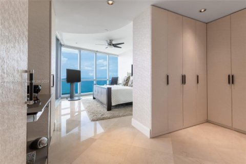 Condo in Sunny Isles Beach, Florida, 3 bedrooms  № 1270441 - photo 13