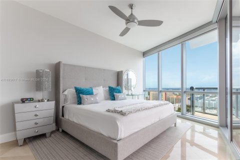 Condo in Sunny Isles Beach, Florida, 3 bedrooms  № 1270441 - photo 16