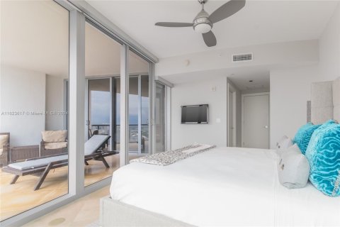 Condo in Sunny Isles Beach, Florida, 3 bedrooms  № 1270441 - photo 17