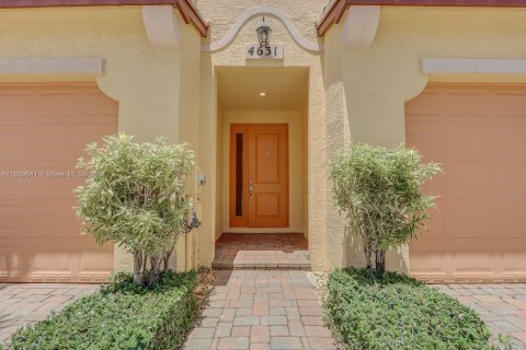 Adosado en venta en Palm Beach Gardens, Florida, 3 dormitorios, 159.61 m2 № 1374360 - foto 2