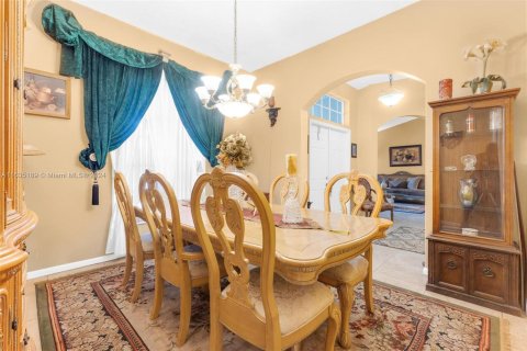 Villa ou maison à vendre à Coconut Creek, Floride: 4 chambres, 214.7 m2 № 1310784 - photo 7