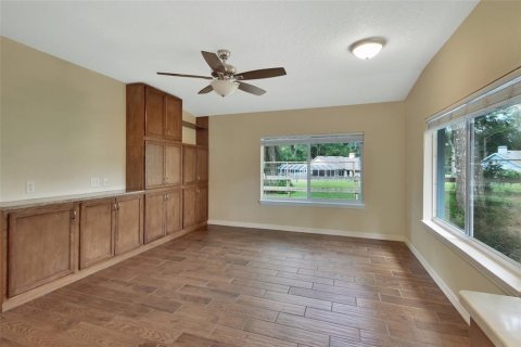 Villa ou maison à vendre à DeLand, Floride: 1 chambre, 69.68 m2 № 1379918 - photo 2