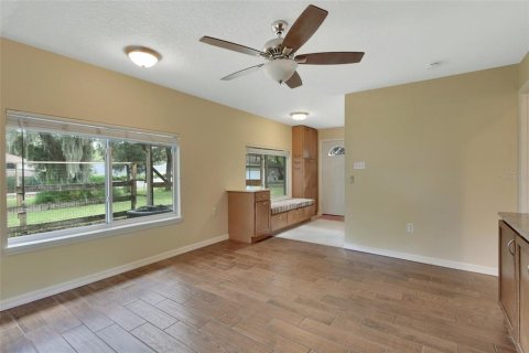 Villa ou maison à vendre à DeLand, Floride: 1 chambre, 69.68 m2 № 1379918 - photo 4