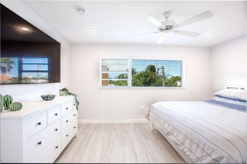 Apartment in Hollywood, Florida 1 bedroom, 61.32 sq.m. № 1279 - photo 6