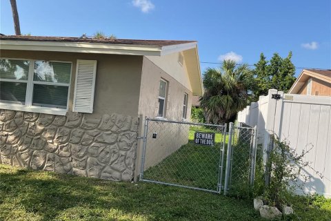 Villa ou maison à vendre à Port Richey, Floride: 3 chambres, 100.33 m2 № 1371656 - photo 22