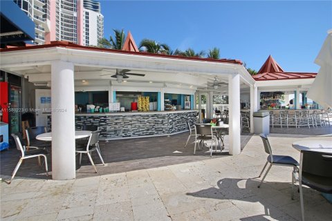 Copropriété à vendre à Sunny Isles Beach, Floride: 33.44 m2 № 1155060 - photo 13