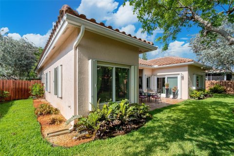 Casa en venta en Pembroke Pines, Florida, 3 dormitorios, 212.37 m2 № 1184479 - foto 21