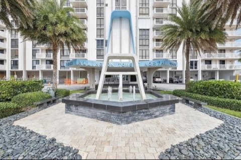 Condominio en venta en Hollywood, Florida, 2 dormitorios, 113.43 m2 № 923201 - foto 21