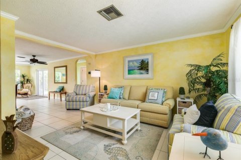 Villa ou maison à vendre à New Port Richey, Floride: 3 chambres, 157.28 m2 № 1261427 - photo 6