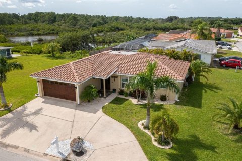 Casa en venta en New Port Richey, Florida, 3 dormitorios, 157.28 m2 № 1261427 - foto 3