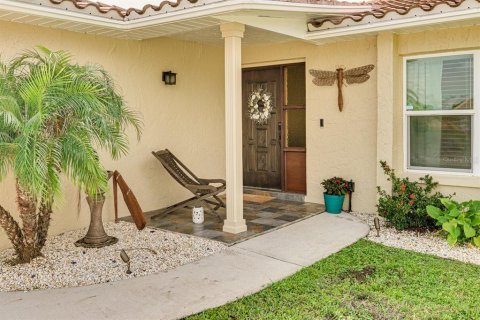 Casa en venta en New Port Richey, Florida, 3 dormitorios, 157.28 m2 № 1261427 - foto 4