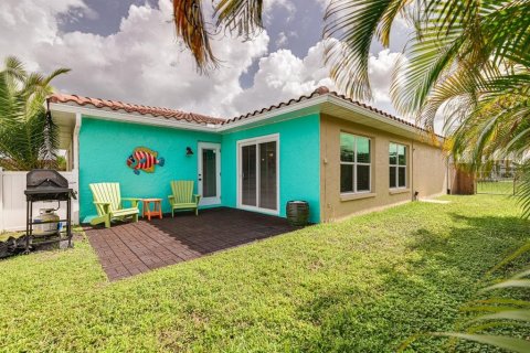 Casa en venta en New Port Richey, Florida, 3 dormitorios, 157.28 m2 № 1261427 - foto 29