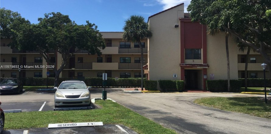 Condo in Miramar, Florida, 3 bedrooms  № 1153934