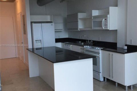 Condo in Miami, Florida, 2 bedrooms  № 1153981 - photo 14