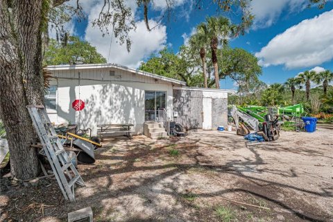Immobilier commercial à vendre à Vero Beach, Floride № 582113 - photo 1