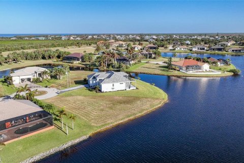 Terreno en venta en Punta Gorda, Florida № 1427699 - foto 3