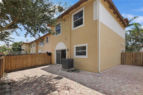 Adosado en alquiler en Miramar, Florida, 4 dormitorios, 180.14 m2 № 1368772 - foto 25