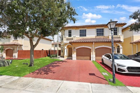 Touwnhouse à louer à Miramar, Floride: 4 chambres, 180.14 m2 № 1368772 - photo 3