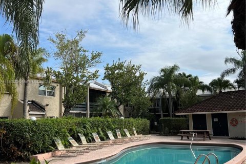 Condo in Oakland Park, Florida, 3 bedrooms  № 1318793 - photo 30