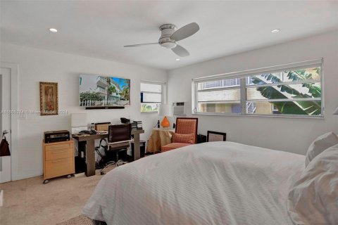 Condo in Miami Beach, Florida, 1 bedroom  № 1226192 - photo 29