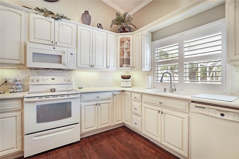 Casa en venta en Coral Springs, Florida, 4 dormitorios, 206.24 m2 № 1232704 - foto 24