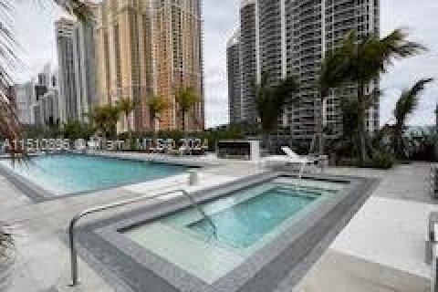 Condo in Sunny Isles Beach, Florida, 3 bedrooms  № 938119 - photo 30