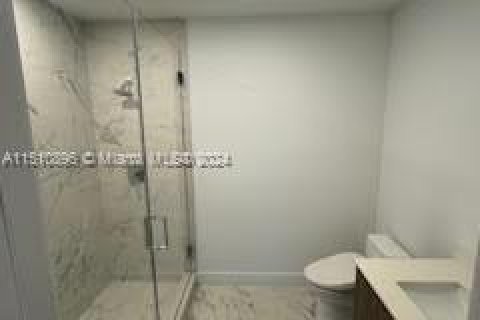 Condominio en venta en Sunny Isles Beach, Florida, 3 dormitorios, 195.09 m2 № 938119 - foto 9