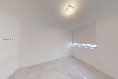 Copropriété à vendre à Miami, Floride: 2 chambres, 95.88 m2 № 1226141 - photo 7