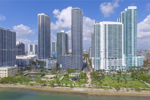 Copropriété à vendre à Miami, Floride: 2 chambres, 95.88 m2 № 1226141 - photo 1