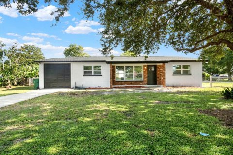 Villa ou maison à vendre à Cocoa, Floride: 3 chambres, 143.07 m2 № 1399357 - photo 1