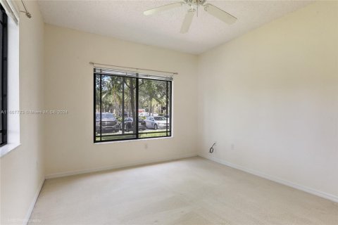 Condo in Palm Beach Gardens, Florida, 2 bedrooms  № 1230741 - photo 8