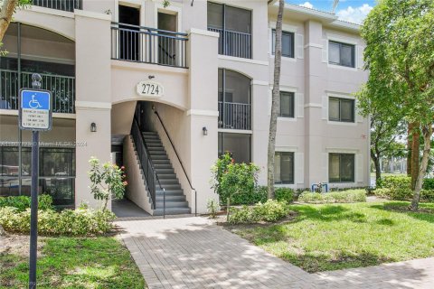 Condo in Palm Beach Gardens, Florida, 2 bedrooms  № 1230741 - photo 12