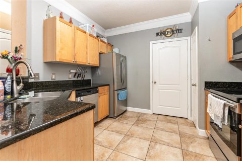 Townhouse in Orlando, Florida 2 bedrooms, 101.91 sq.m. № 1366159 - photo 12