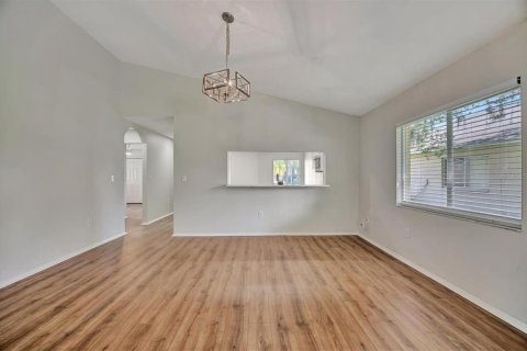 Casa en venta en Tampa, Florida, 3 dormitorios, 137.5 m2 № 1366223 - foto 5