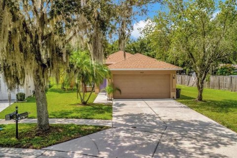 Casa en venta en Tampa, Florida, 3 dormitorios, 137.5 m2 № 1366223 - foto 2