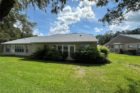 Copropriété à vendre à New Port Richey, Floride: 2 chambres, 96.8 m2 № 1334441 - photo 28