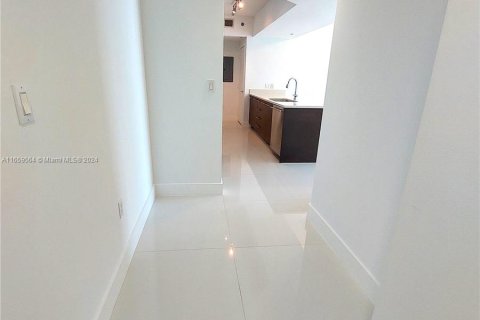 Copropriété à vendre à Miami, Floride: 2 chambres, 103.21 m2 № 1364209 - photo 2