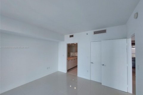 Condominio en venta en Miami, Florida, 2 dormitorios, 103.21 m2 № 1364209 - foto 16