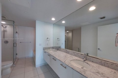 Copropriété à vendre à Miami, Floride: 2 chambres, 103.21 m2 № 1364209 - photo 11