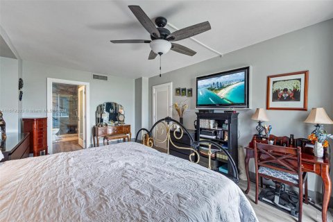 Copropriété à vendre à Aventura, Floride: 2 chambres, 92.53 m2 № 1408970 - photo 18