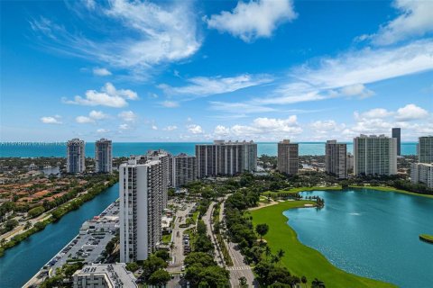 Condominio en venta en Aventura, Florida, 2 dormitorios, 92.53 m2 № 1408970 - foto 27