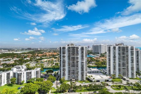 Condominio en venta en Aventura, Florida, 2 dormitorios, 92.53 m2 № 1408970 - foto 30