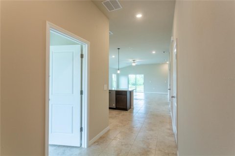 Casa en venta en Lehigh Acres, Florida, 4 dormitorios, 157.1 m2 № 1126176 - foto 4