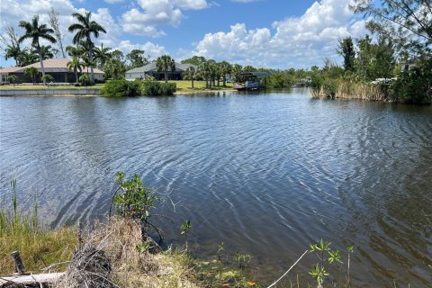 Terreno en venta en Port Charlotte, Florida № 1244887 - foto 3