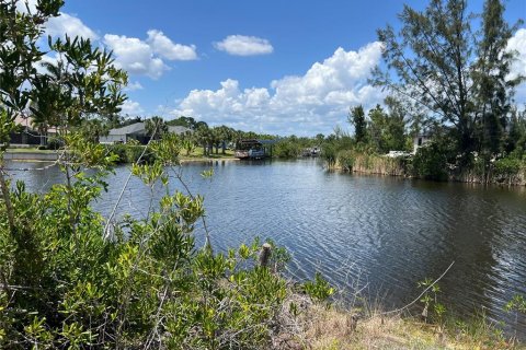 Terreno en venta en Port Charlotte, Florida № 1244887 - foto 5