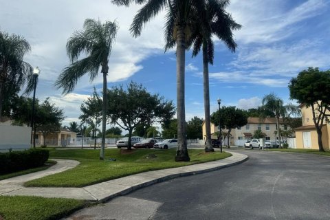 Adosado en venta en Margate, Florida, 2 dormitorios, 107.4 m2 № 1274138 - foto 18