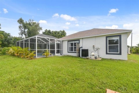 Villa ou maison à vendre à North Port, Floride: 3 chambres, 178.37 m2 № 1192661 - photo 4