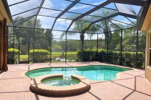 Villa ou maison à louer à Tampa, Floride: 4 chambres, 355.72 m2 № 1357960 - photo 13